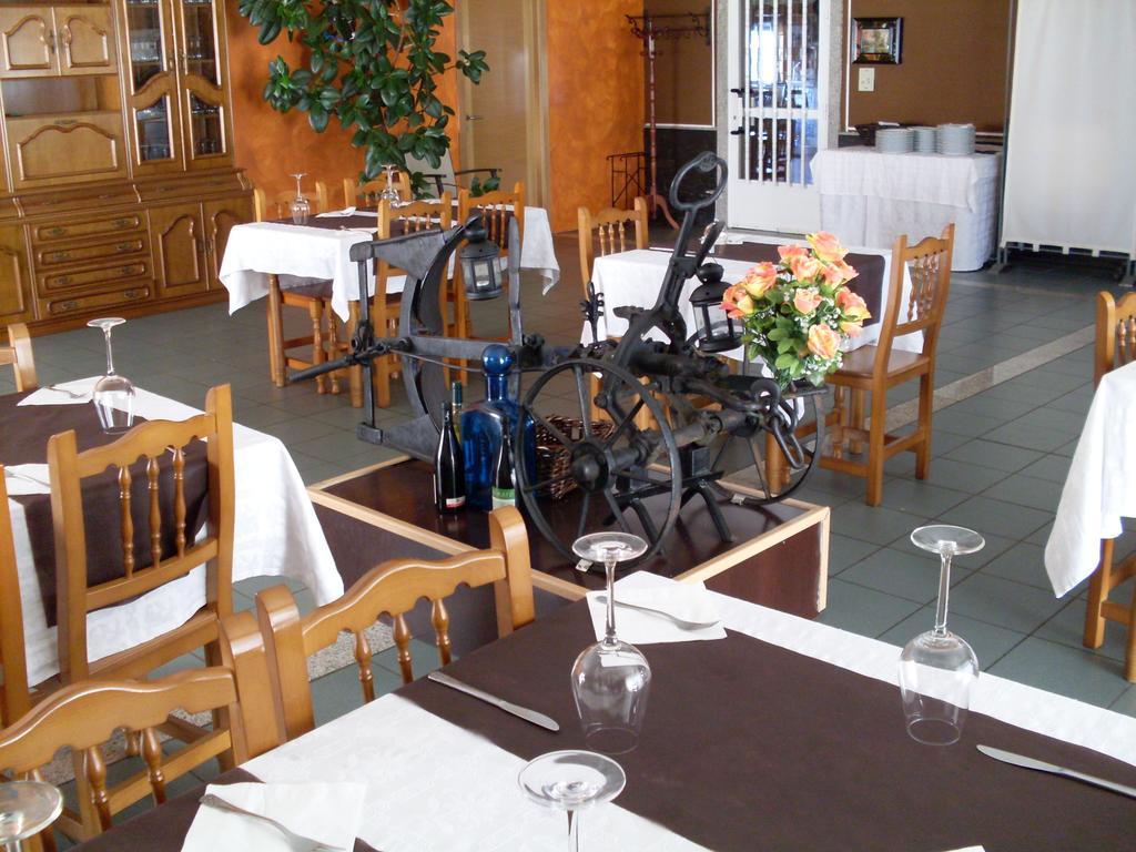 Hotel Terra Galega Monforte De Lemos Esterno foto